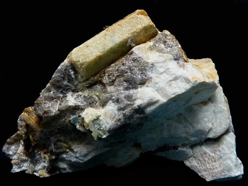 Mineral photo of Beryl from locality Maršíkov, Střelecký důl, Czech Republic