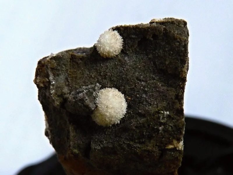 Mineral photo of Strontianite from locality Vendryně, Czech Republic