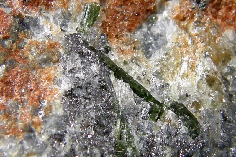 Dravite