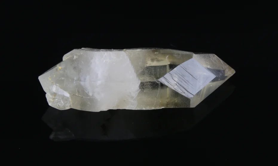 Mineral photo of Quartz (var. rock crystal) from locality Korálové jámy, Czech Republic