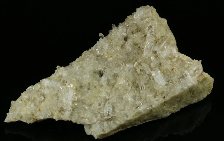 Mineral photo of Quartz (var. rock crystal) from locality Grimsel area, Switzerland