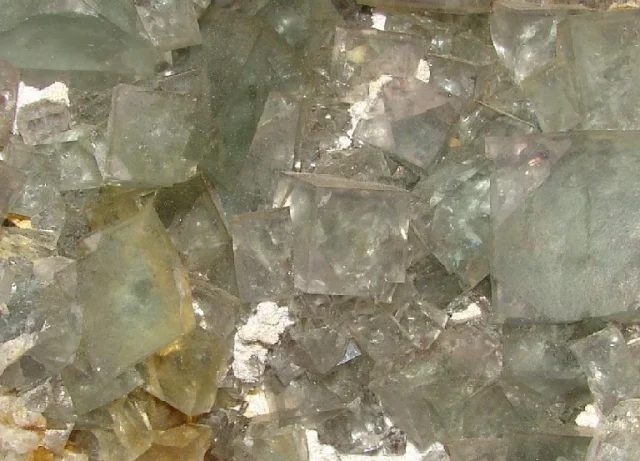 Mineral photo of Fluorite from locality Budjgar, Mongolia