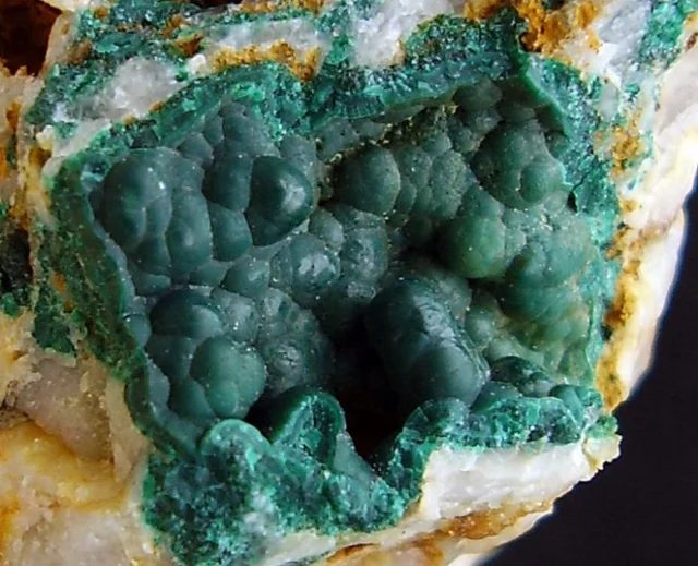Pseudomalachite