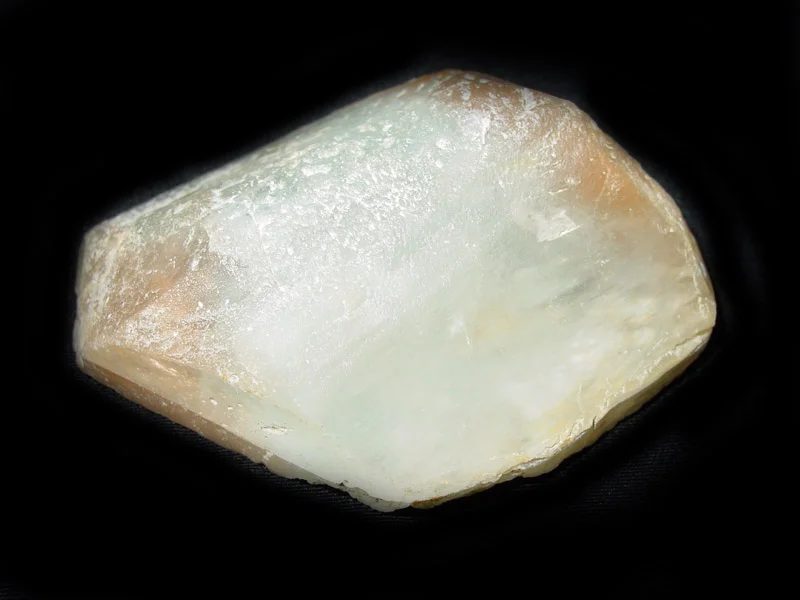 Mineral photo of Topaz from locality Volyň, Ukraine