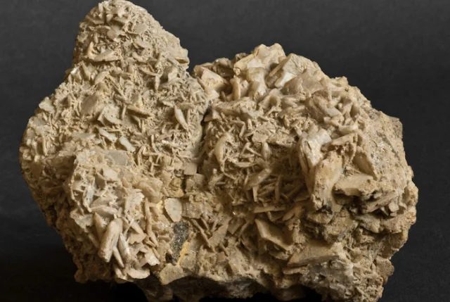 Mineral photo of Baryte from locality Příbram, Czech Republic