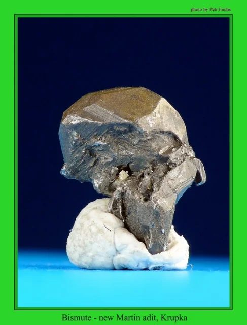 Mineral photo of Bismuth from locality Krupka, Czech Republic