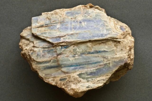 Kyanite