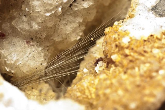 Mineral photo of Millerite from locality Kladno, Czech Republic