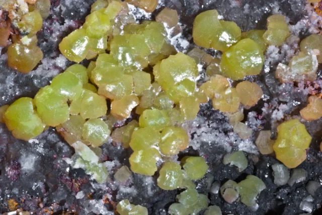 Mineral photo of Mimetite from locality Příbram, Czech Republic