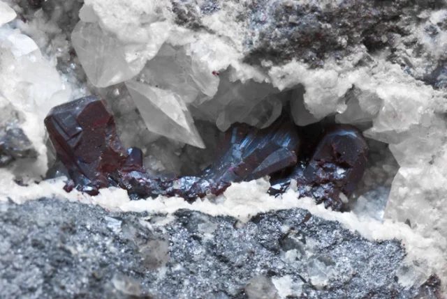 Pyragyrite