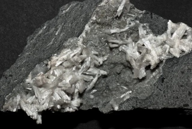 Thomsonite-(Ca)
