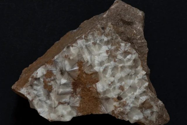 Wavellite