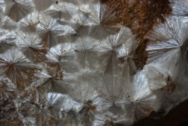Wavellite