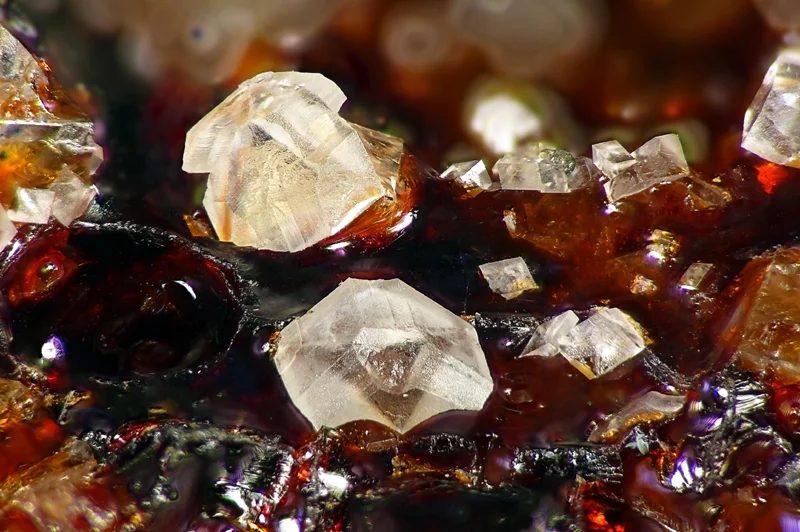 Dolomite, Duxite