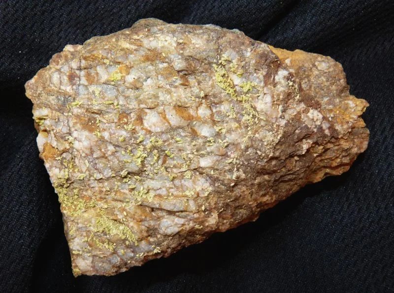 Mineral photo of Pyromorphite from locality Nová Ves u Rýmařova, Czech Republic