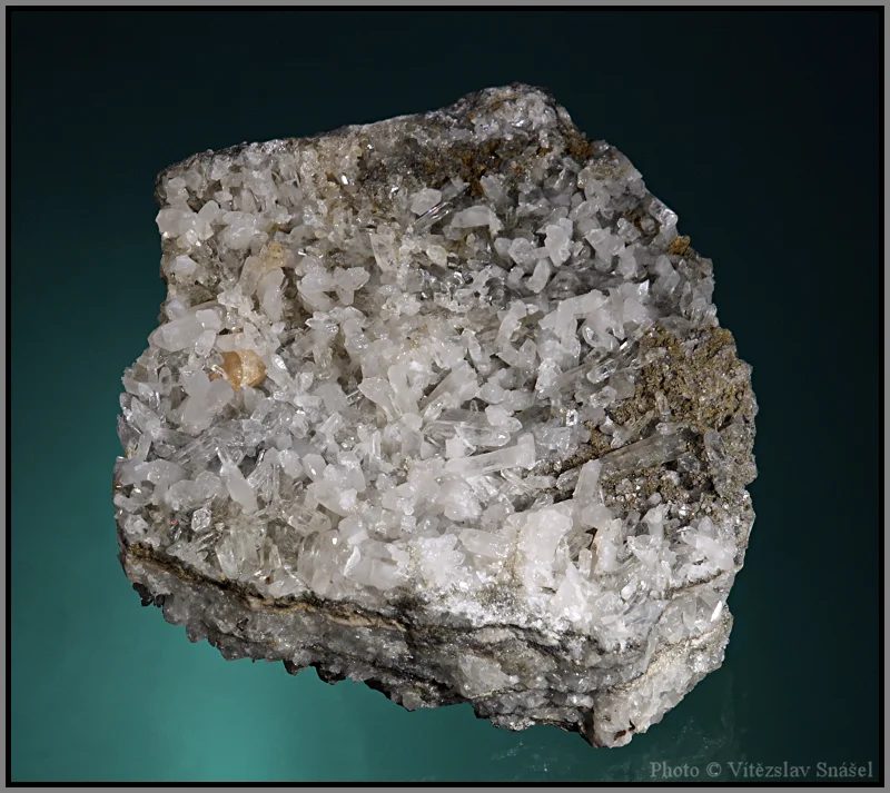 Quartz, Scheelite