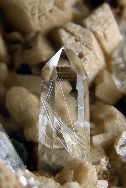 Quartz (var. rock crystal)