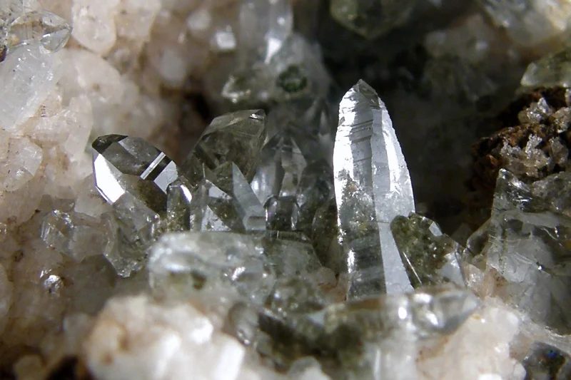 Quartz (var. rock crystal)