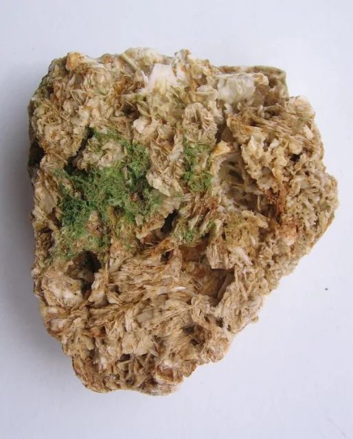 Mineral photo of Baryte, Pyromorphite from locality Harrachov, Czech Republic