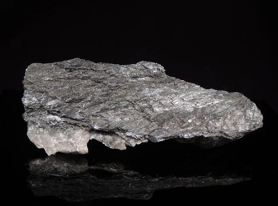 Mineral photo of Ferrihollandite from locality Sorharas, Ultevis, Sweden