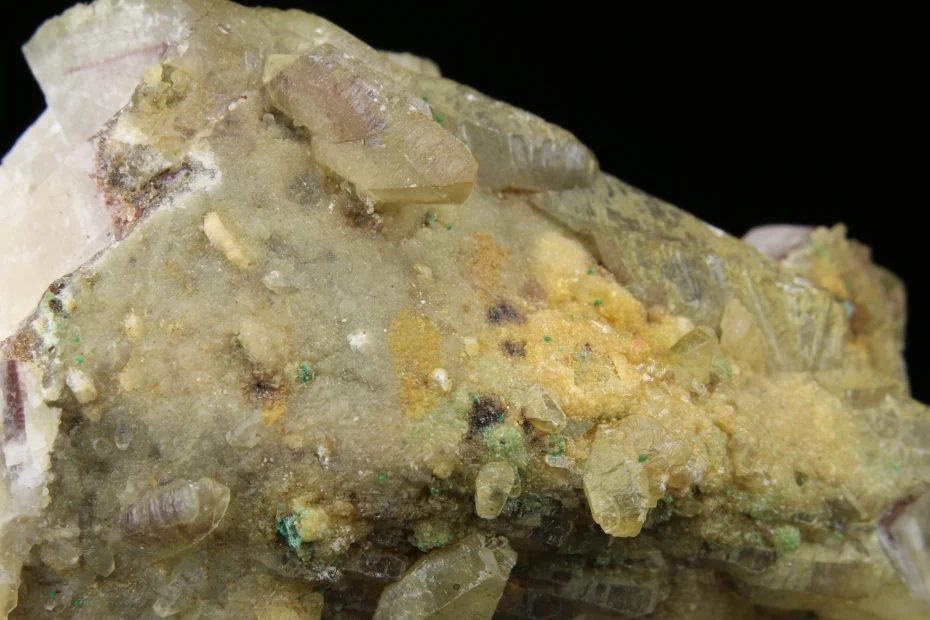 Calcite, Chalcopyrite