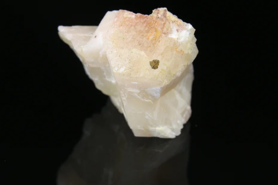 Calcite, Chalcopyrite