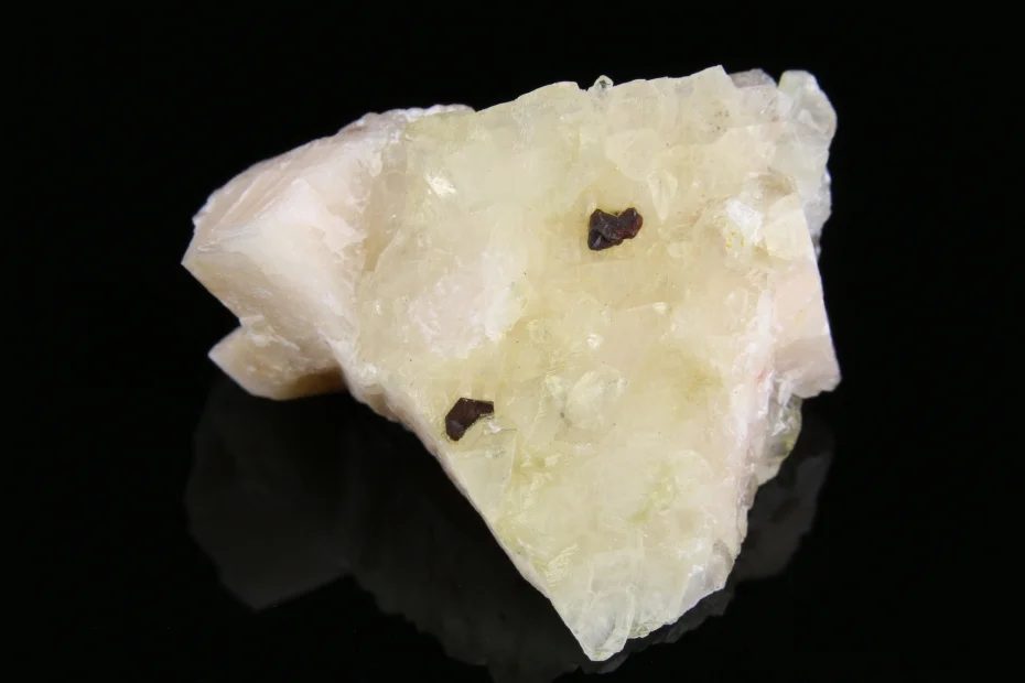 Calcite, Chalcopyrite