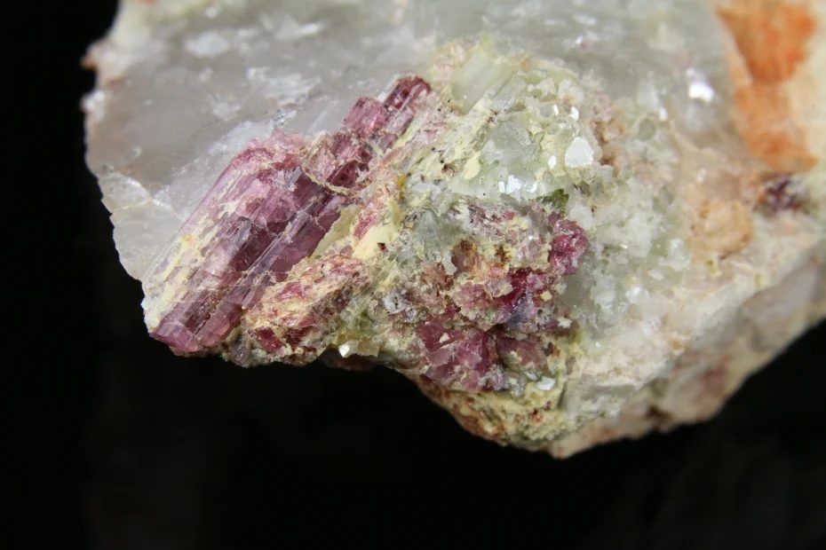 Elbaite (var. rubellite)