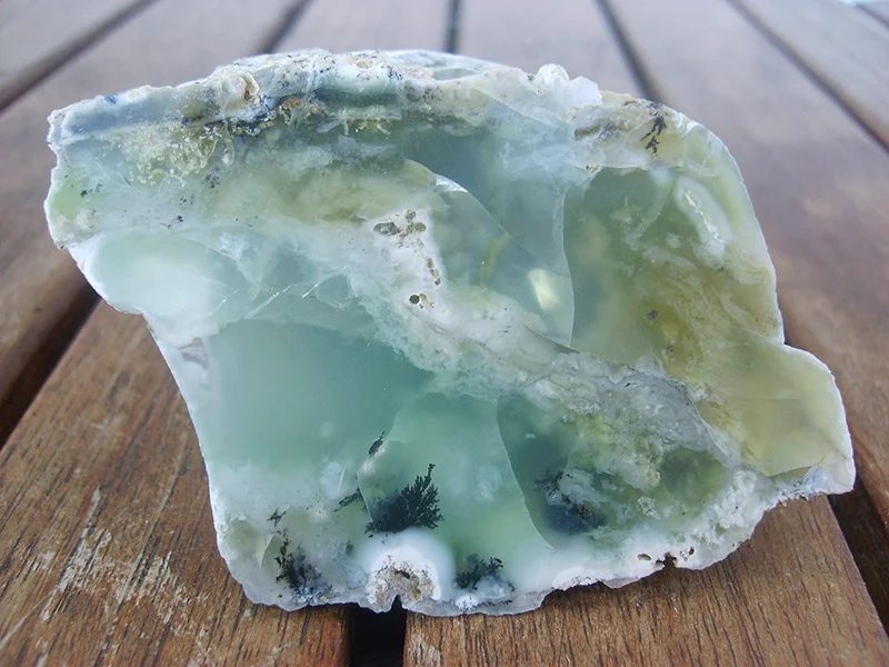 Mineral photo of Opal (var. Ni-opal) from locality Křemže, Czech Republic