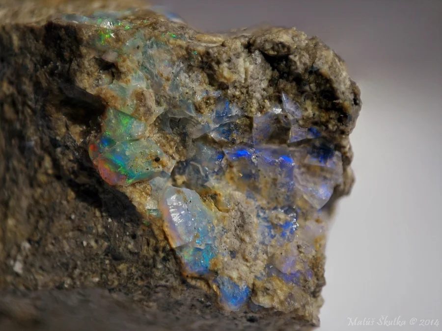 Mineral photo of Opal (var. precious) from locality Dubník, Slovakia