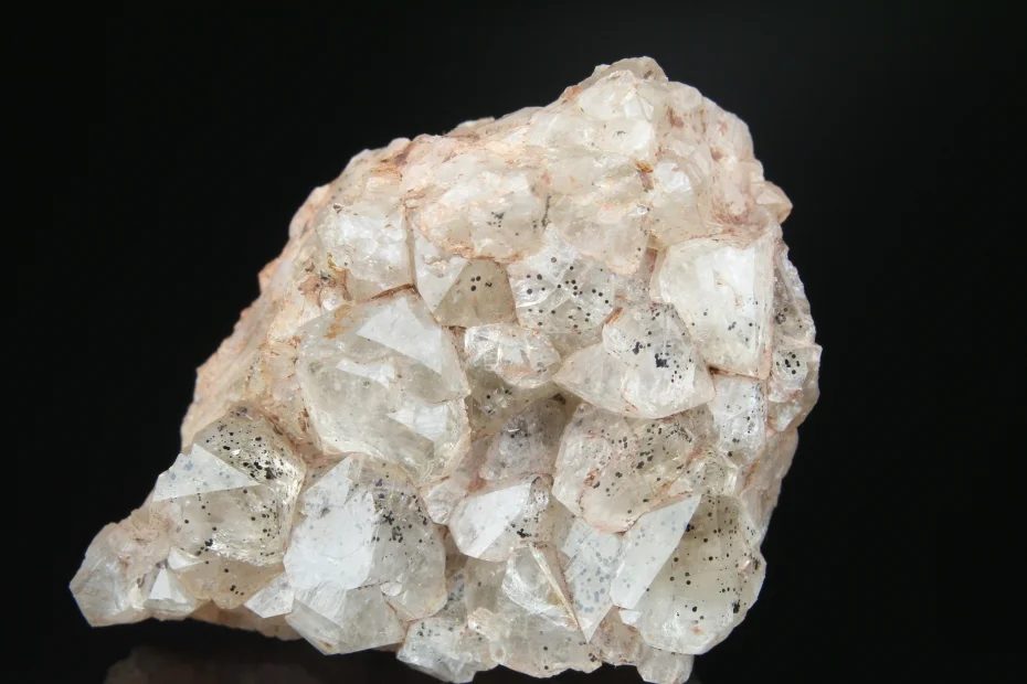 Mineral photo of Quartz from locality Morcinov, Czech Republic