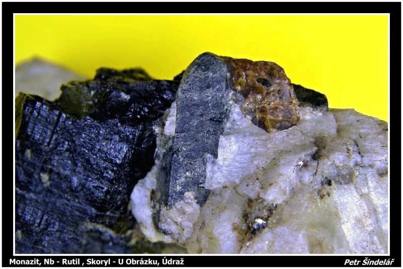 Monazite-(Ce), Rutile (var. Nb-rutile)