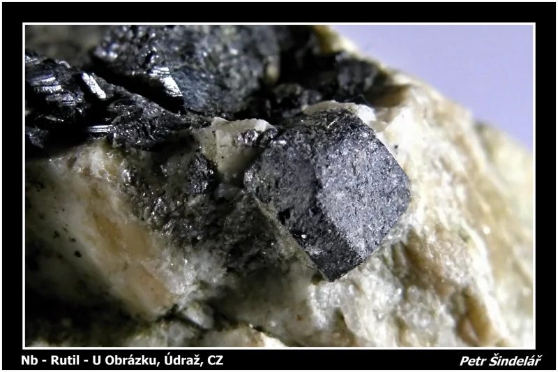 Rutile (var. Nb-rutile)
