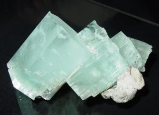 Beryl (var. aquamarine)