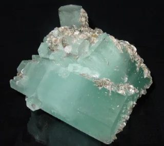 Beryl (var. aquamarine)