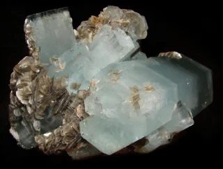Beryl (var. aquamarine)