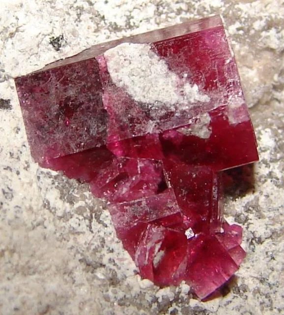 Mineral photo of Beryl (var. bixbite) from locality Violet claim, United States of America