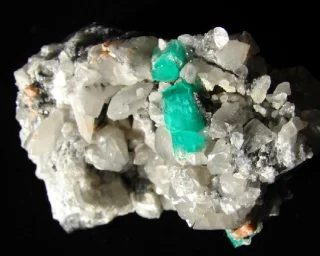 Mineral photo of Beryl (var. emerald) from locality Pico, Colombia