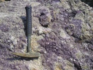 Mineral photo of Fluorite from locality Burundur, Mongolia