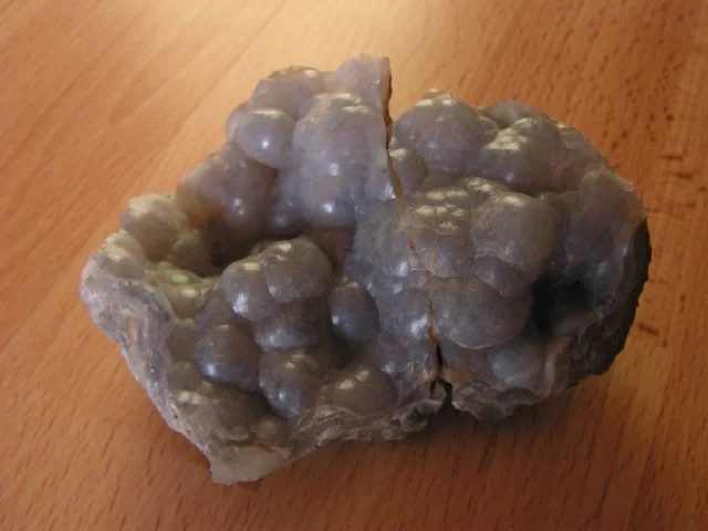 Quartz (var. chalcedony)