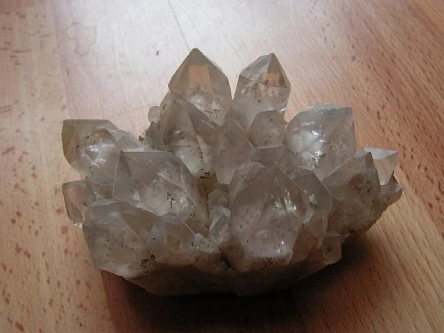 Quartz (var. rock crystal)
