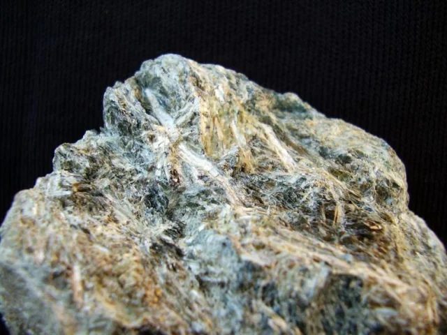 Phlogopite, Tremolite
