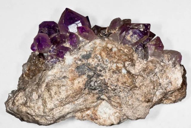 Mineral photo of Quartz (var. amethyst) from locality Brandberg, Namibia