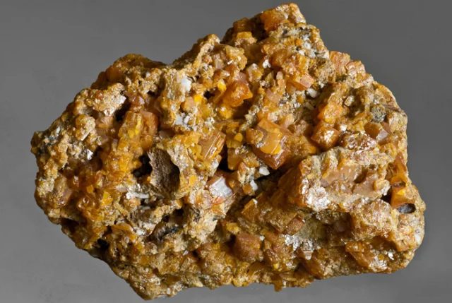 Wulfenite