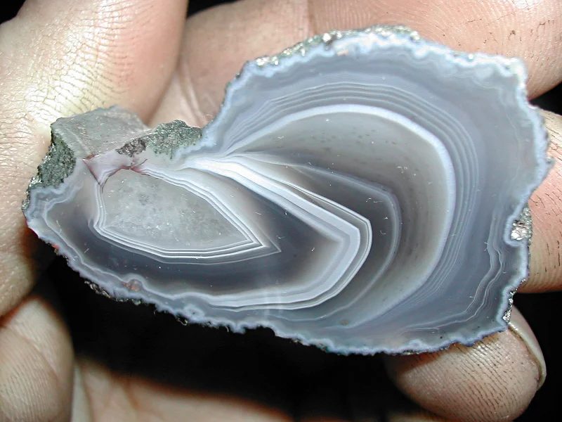 Mineral photo of Agate from locality Morcinov, Czech Republic