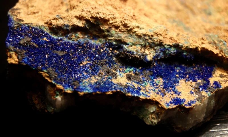 Mineral photo of Azurite from locality Borovec, Czech Republic