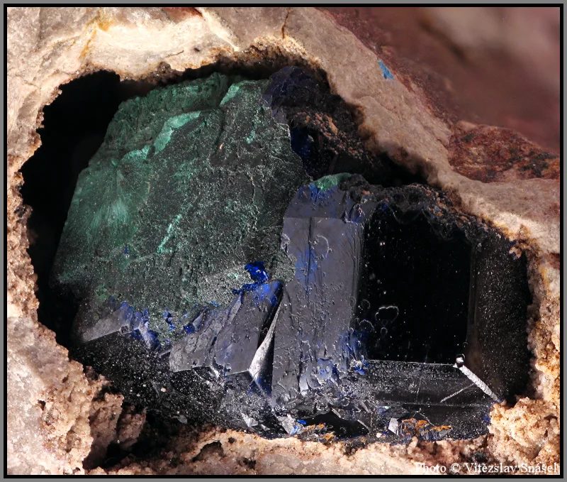 Mineral photo of Azurite, Malachite from locality Kerrouchen, Morocco