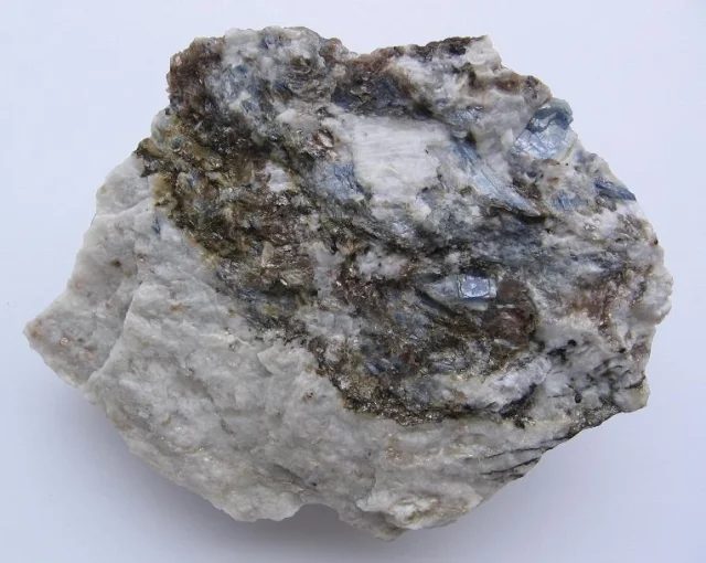 Mineral photo of Kyanite from locality Kutná Hora, Czech Republic