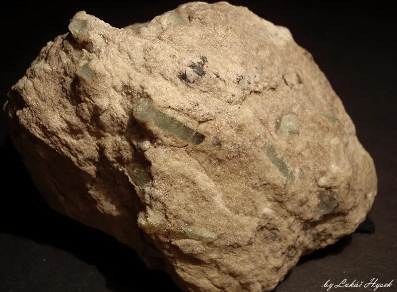 Beryl (var. aquamarine)