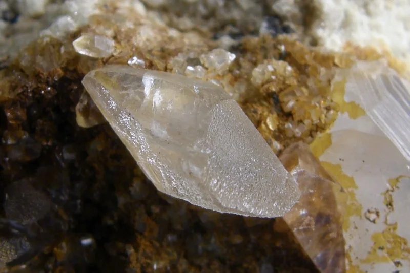 Mineral photo of Calcite from locality Krty, Czech Republic